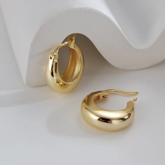 14K Gold filled hoop earrings - Picture 3 of 4